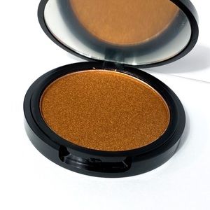 Bronzer/ Highlighter